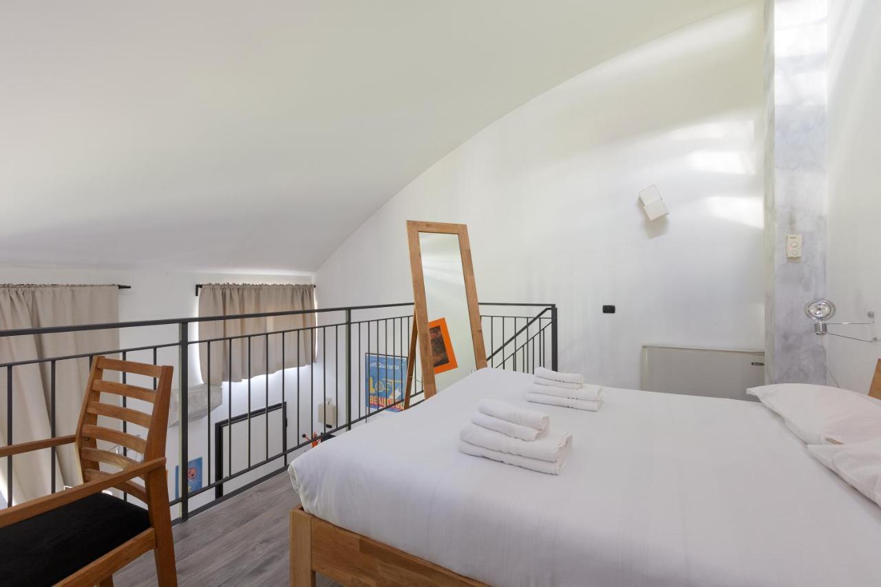 Guesthost - Milano Vigentino Loft With Terrace Apartamento Exterior foto