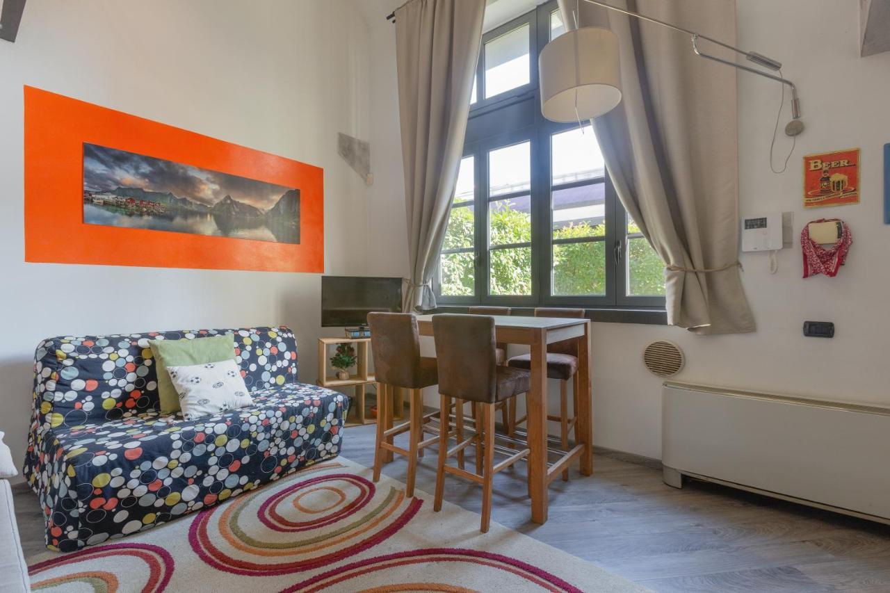 Guesthost - Milano Vigentino Loft With Terrace Apartamento Exterior foto